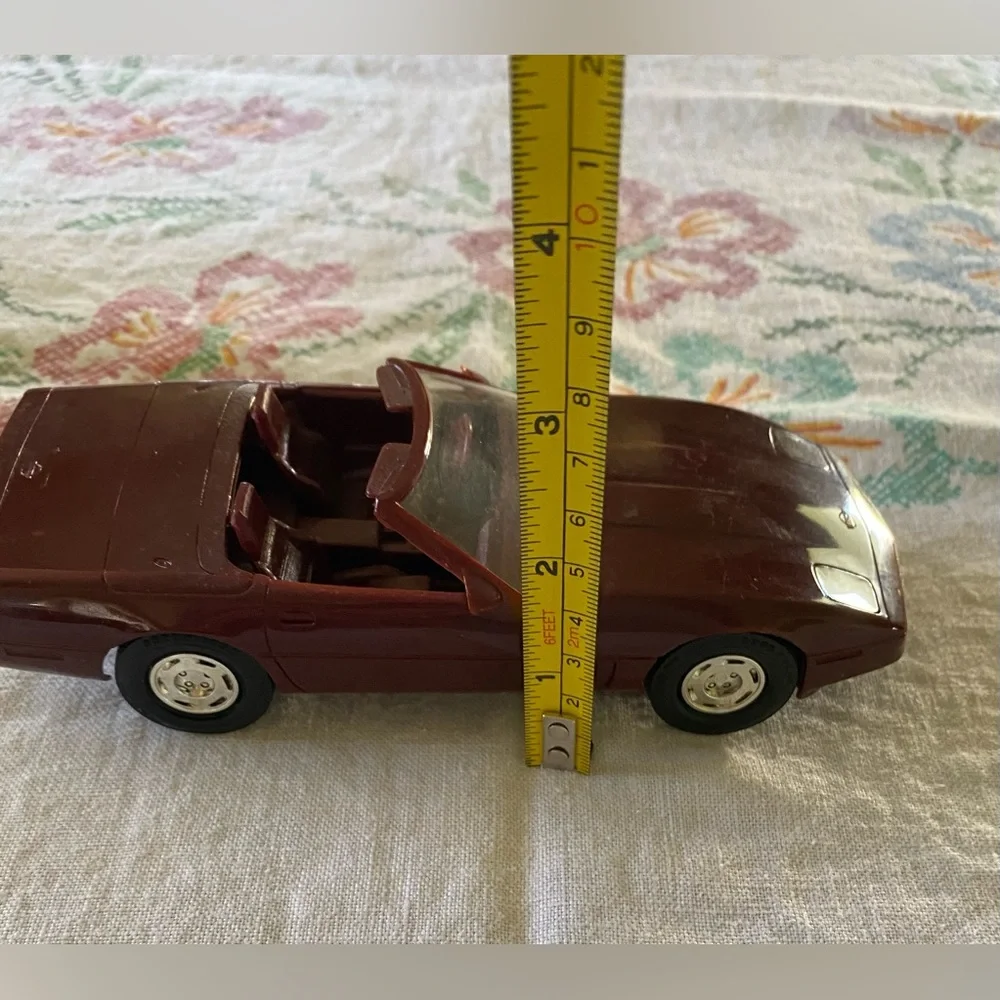 VTG ‘88 Corvette Convertible Model